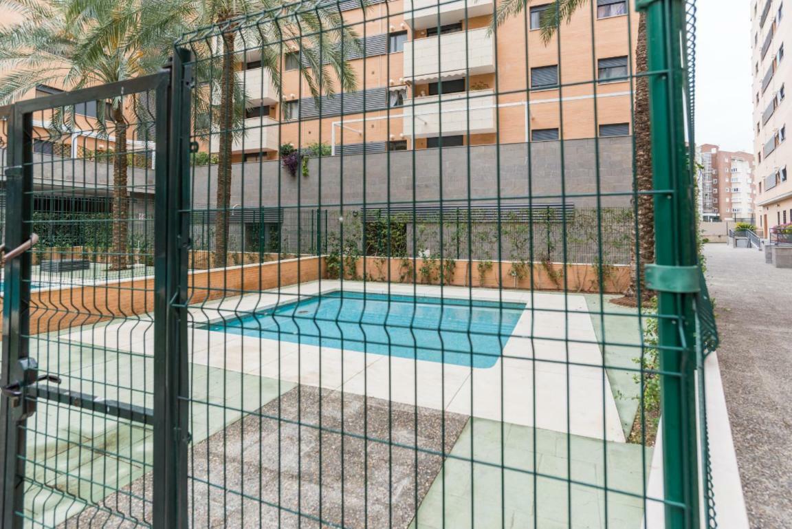 Apartamento Keywise Perfect Location Next To Maria Zambrano Station, , ,pool And Free Parking *
