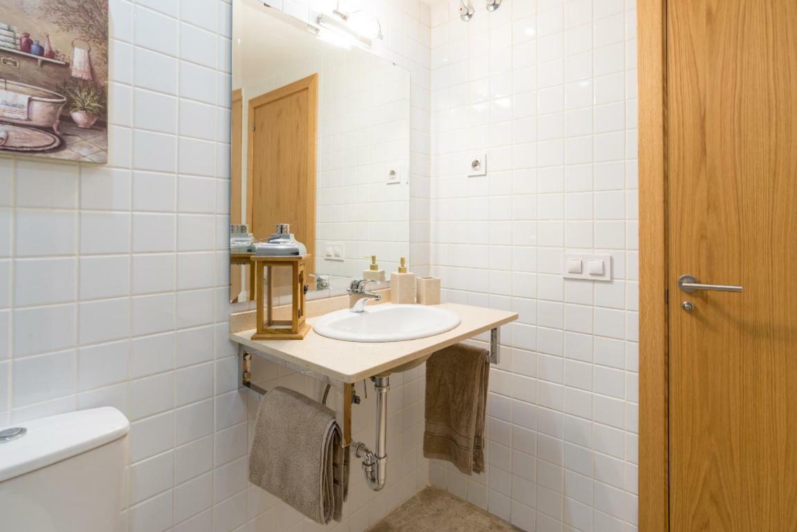 Apartamento Keywise Perfect Location Next To Maria Zambrano Station, , ,pool And Free Parking